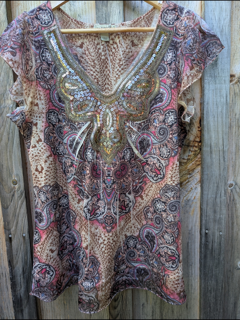 Beaded Paisley Short Sleeve Women's Top in Pink & Cream
